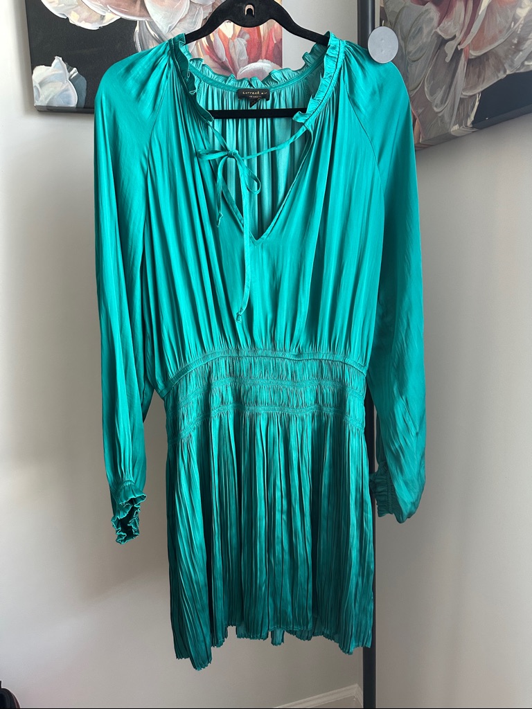 Current Air Emerald Teal Long-Sleeve Pleated V-Neck Dress